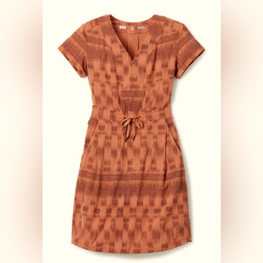 REI Co-op Short Sleeve Aoraki Travel Dress in Afar Print Baked Earth